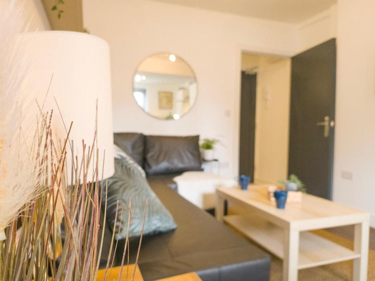 Principality Suites - Two Bed Apartment By Property Promise Cardiff Kültér fotó