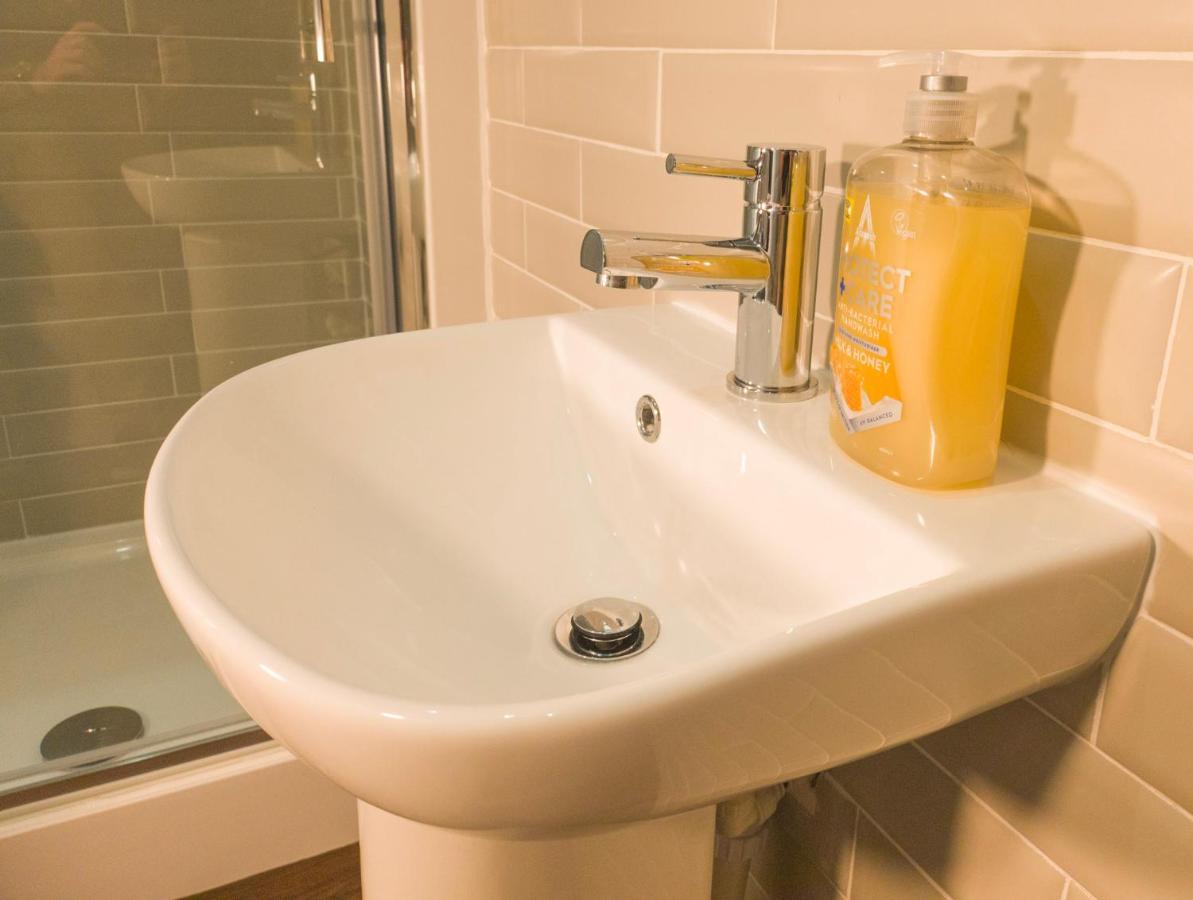 Principality Suites - Two Bed Apartment By Property Promise Cardiff Kültér fotó