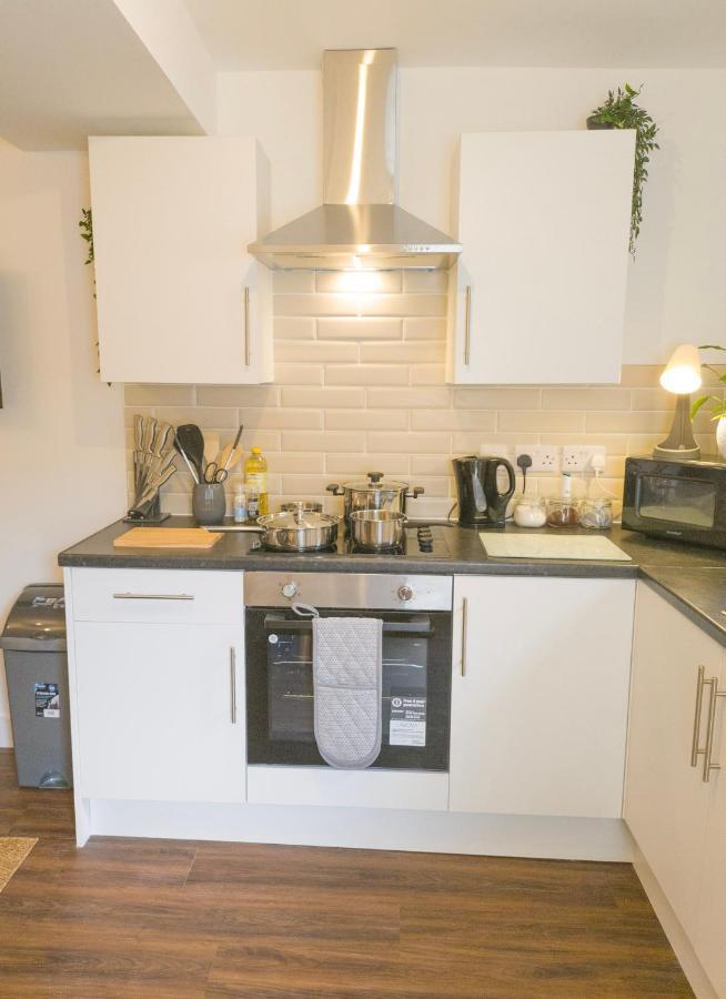 Principality Suites - Two Bed Apartment By Property Promise Cardiff Kültér fotó